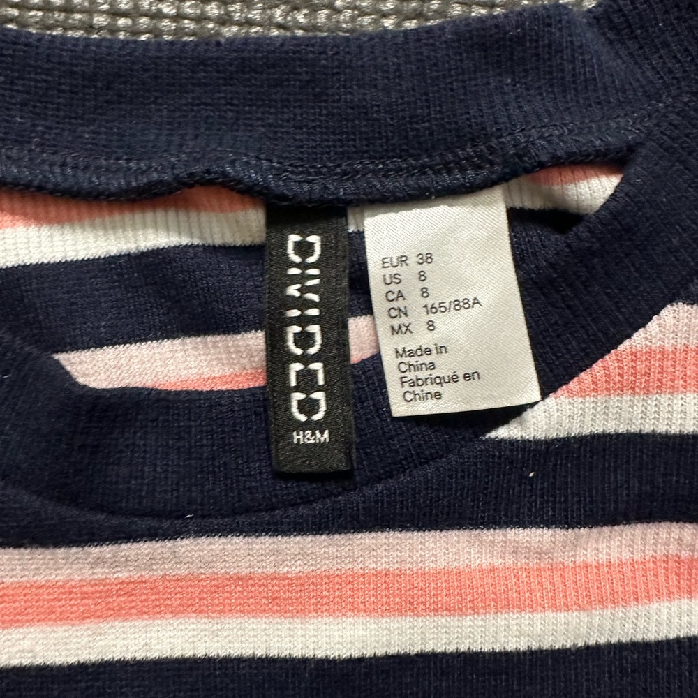 H&M Divided Pink - Picture 3 of 4